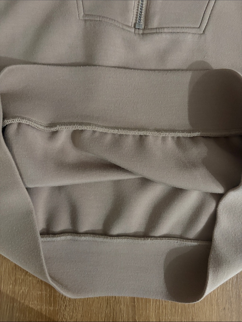 Varley Taupe Top- Zip Collar Top size medium - Picture 15 of 15